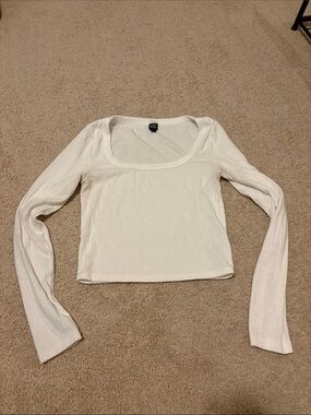 wild fable White Long Sleeve Scoop Neck Crop Top